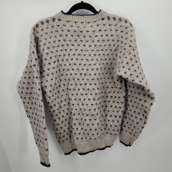 Woolrich womens XL pullover sweater long sleeve round neck heart graphics - Picture 2 of 9